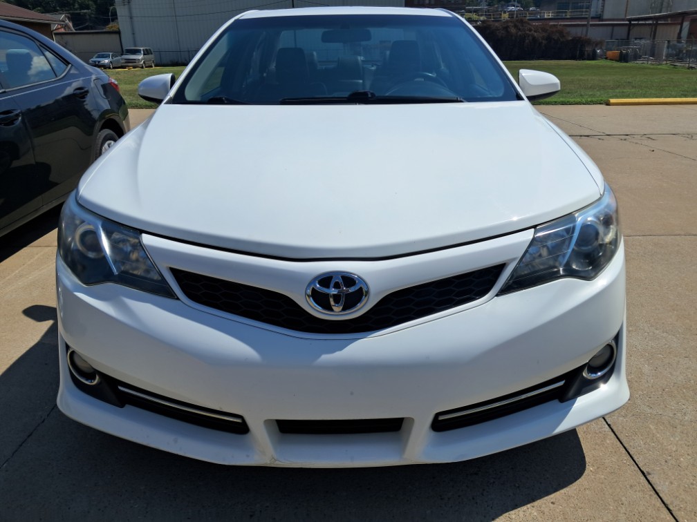 Additional photo of vehicle.