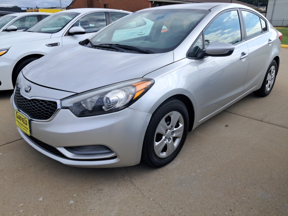 Additional photo of vehicle.