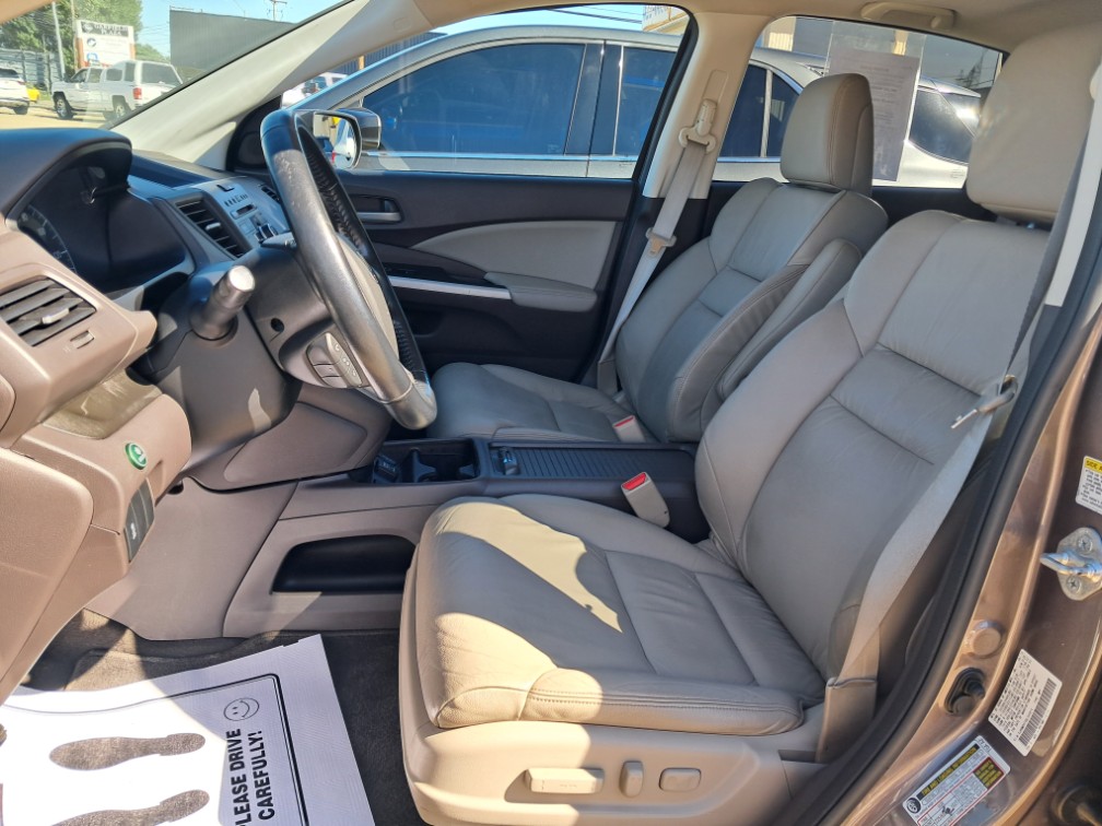 Additional photo of vehicle.