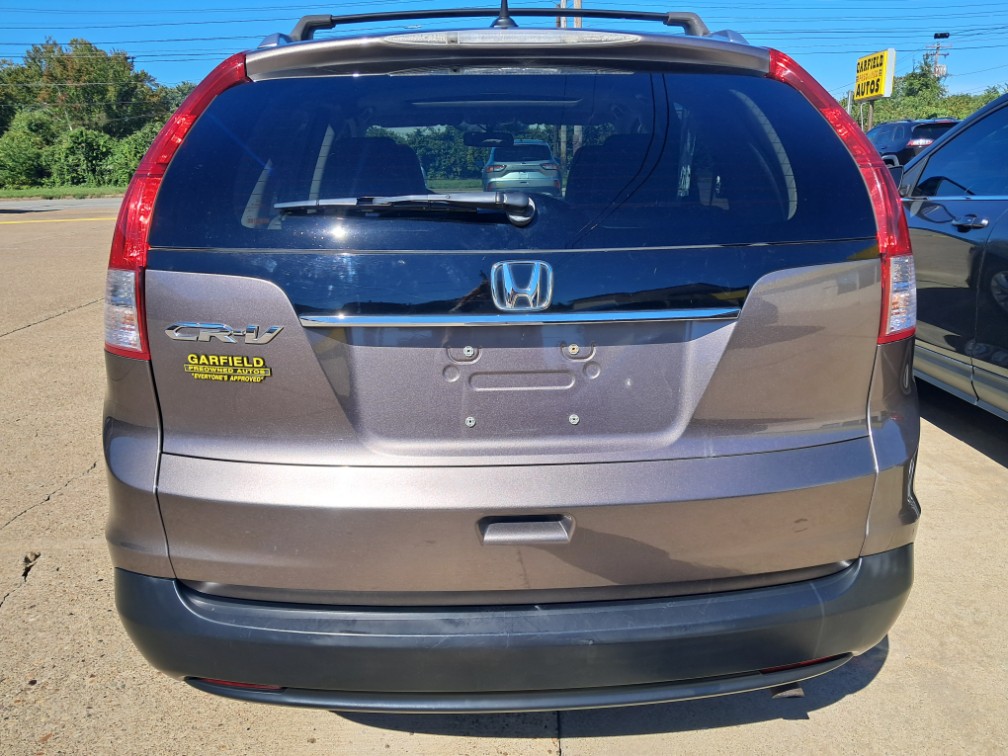 Additional photo of vehicle.