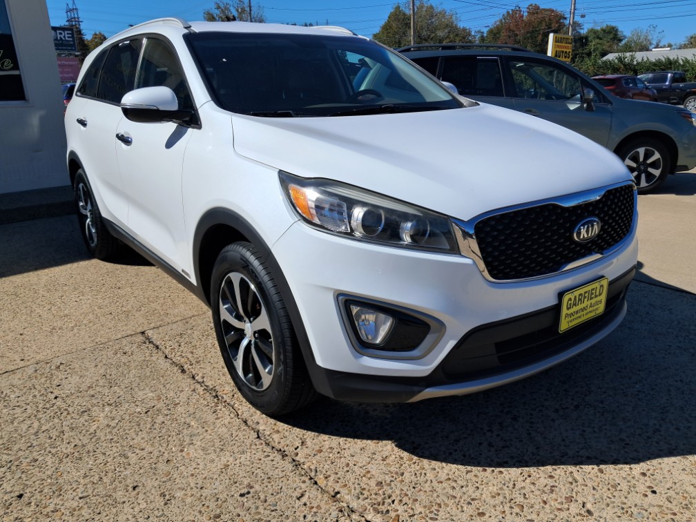 Main photo of 2016 KIA SORENTO