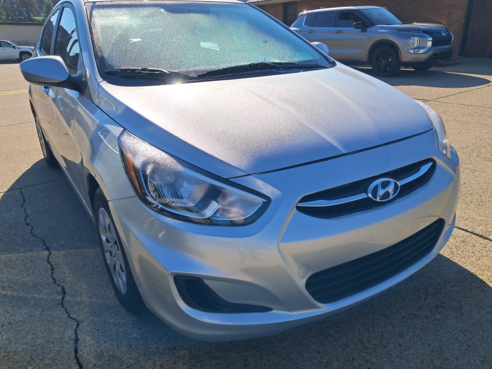 Main photo of 2017 HYUNDAI ACCENT