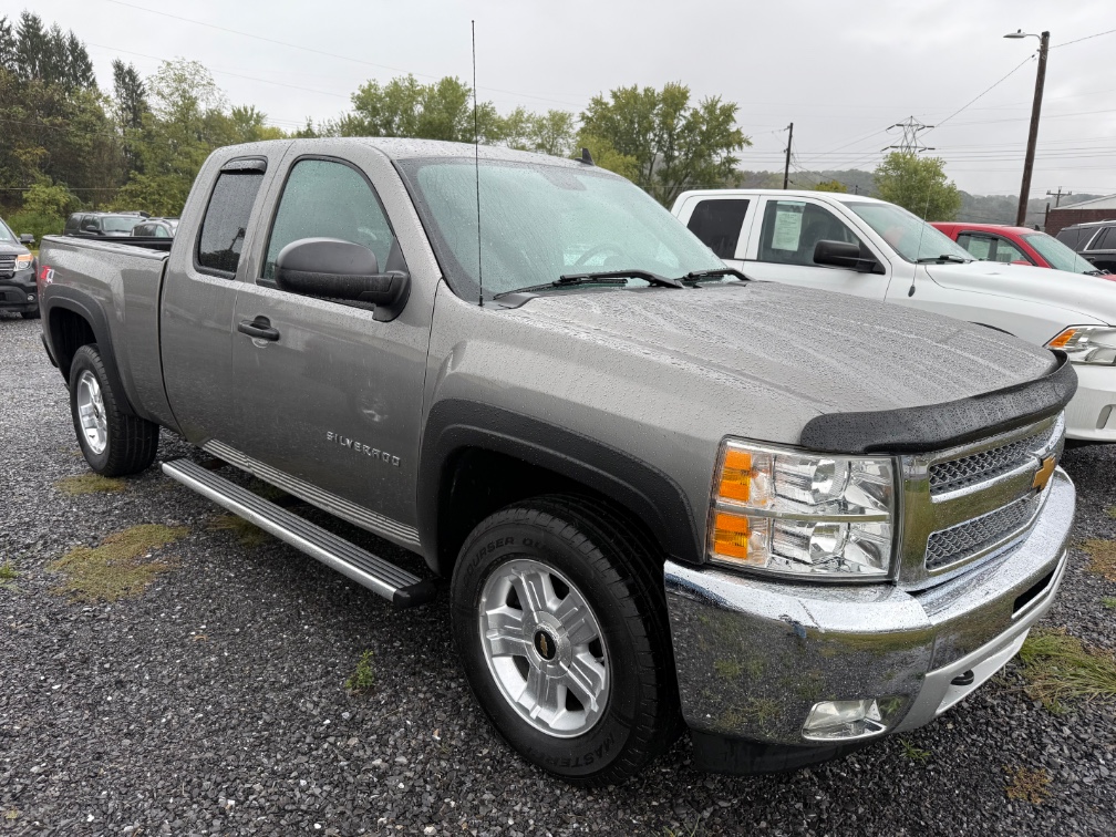 Additional photo of vehicle.