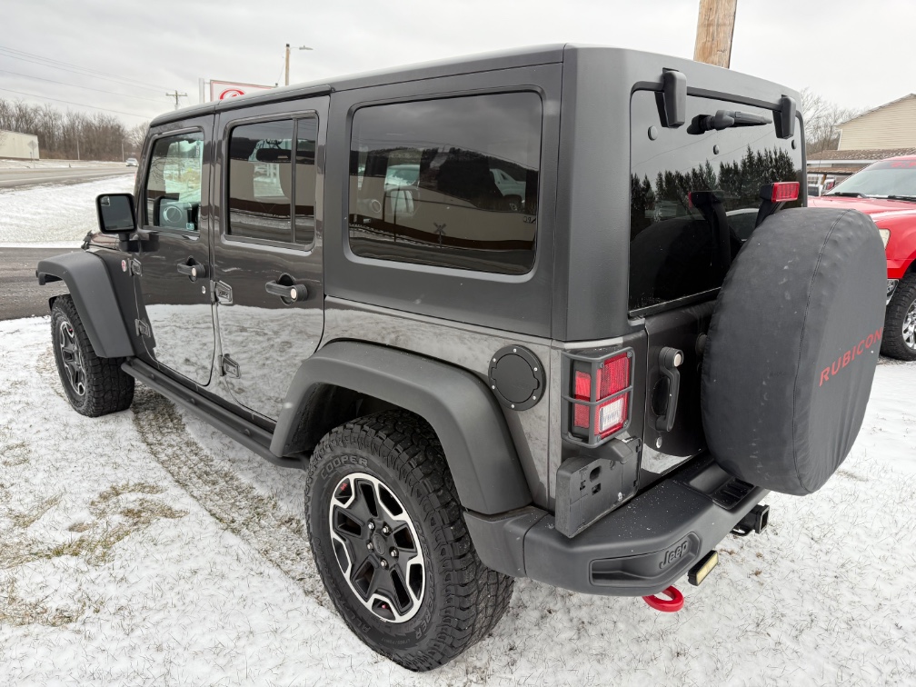 Additional photo of vehicle.