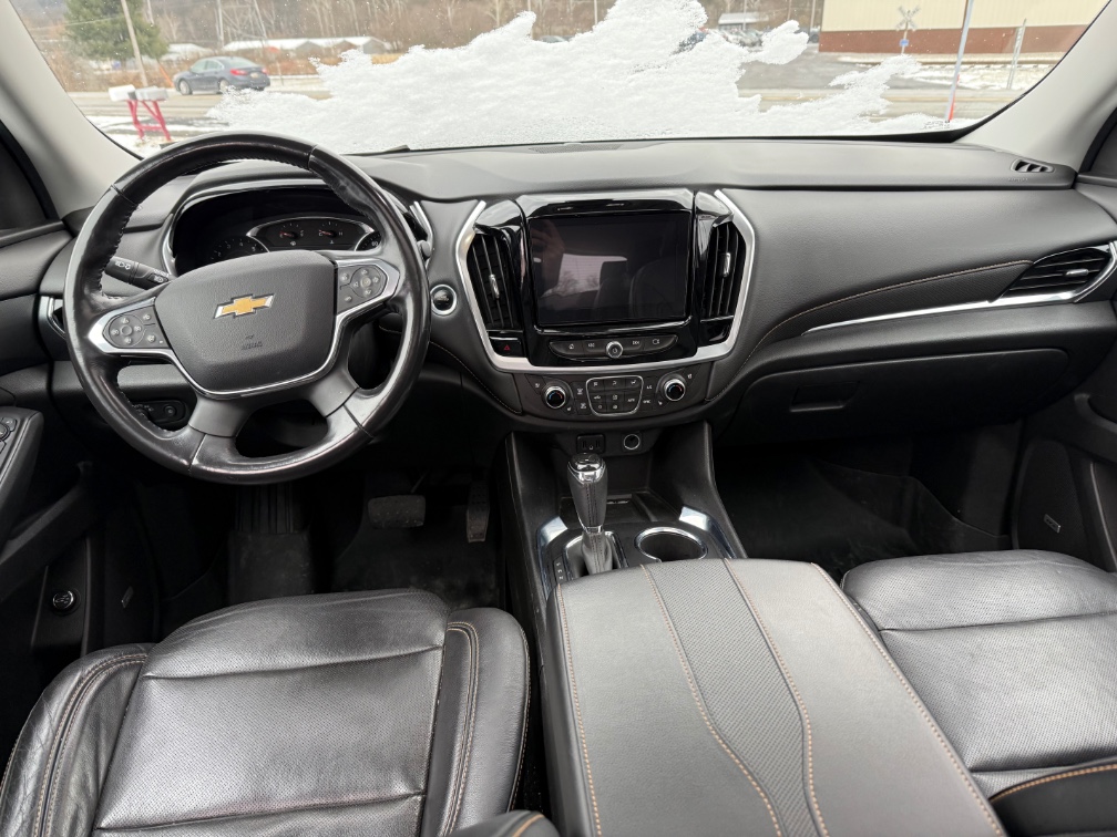 Additional photo of vehicle.