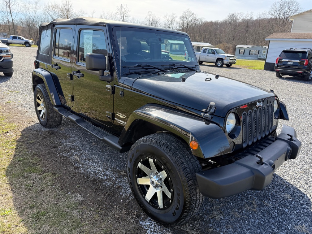 Additional photo of vehicle.