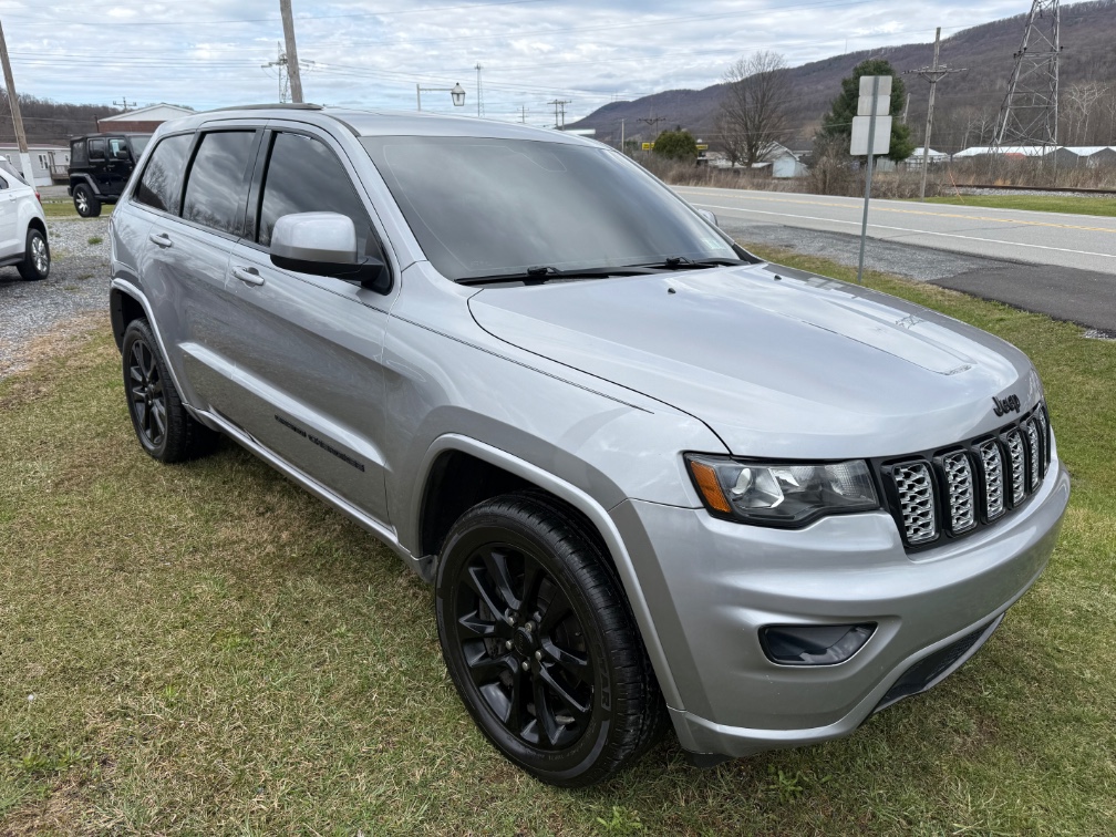 2018 Jeep Grand Cherokee Altitude