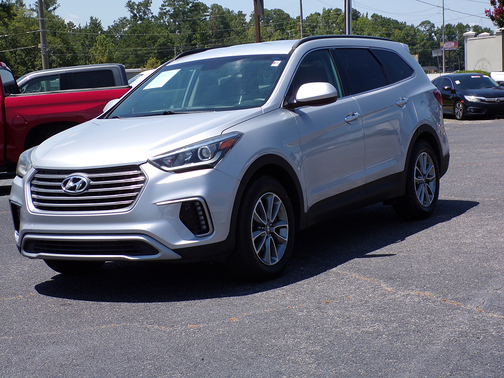 2017 Hyundai Santa Fe SE's photo