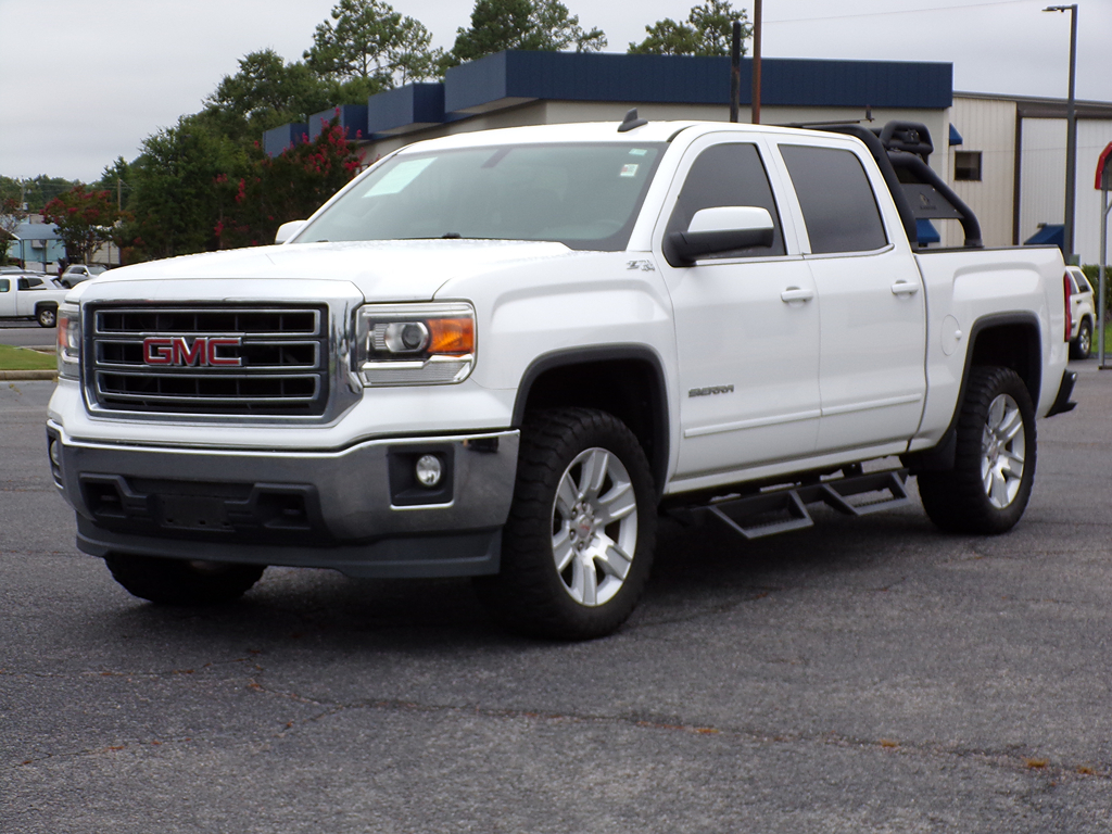 2015 GMC Sierra 1500 SLE's photo