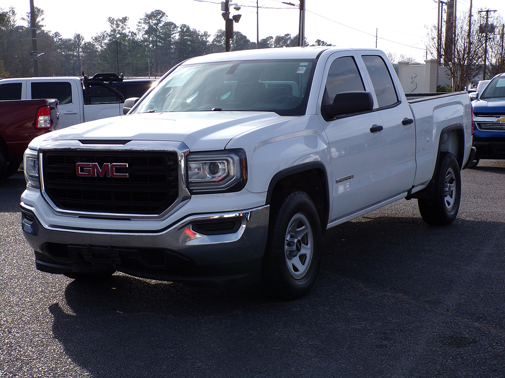 2018 GMC Sierra 1500 Base's photo