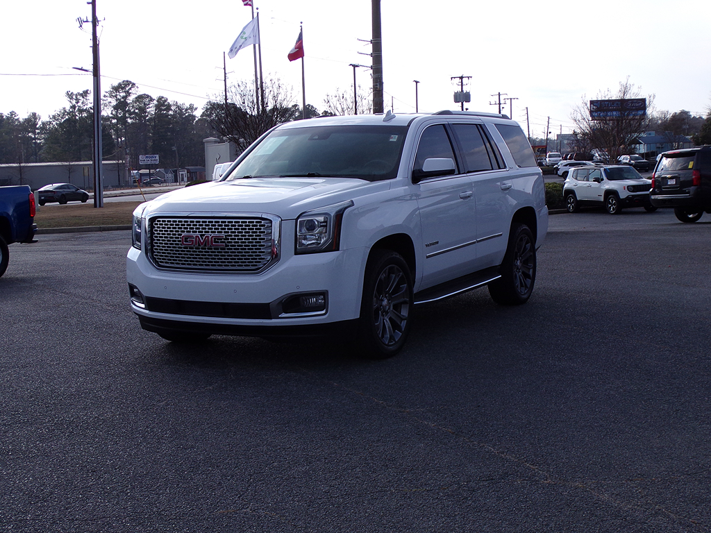 2016 GMC Yukon SLT's photo