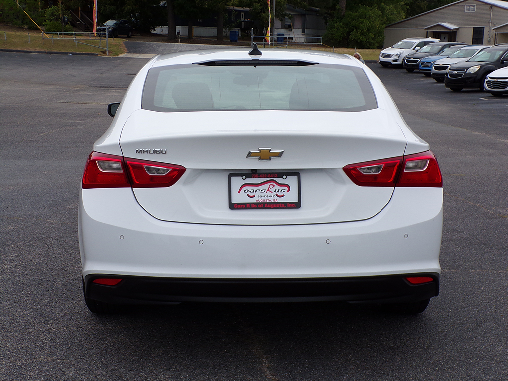 Additional photo of vehicle.