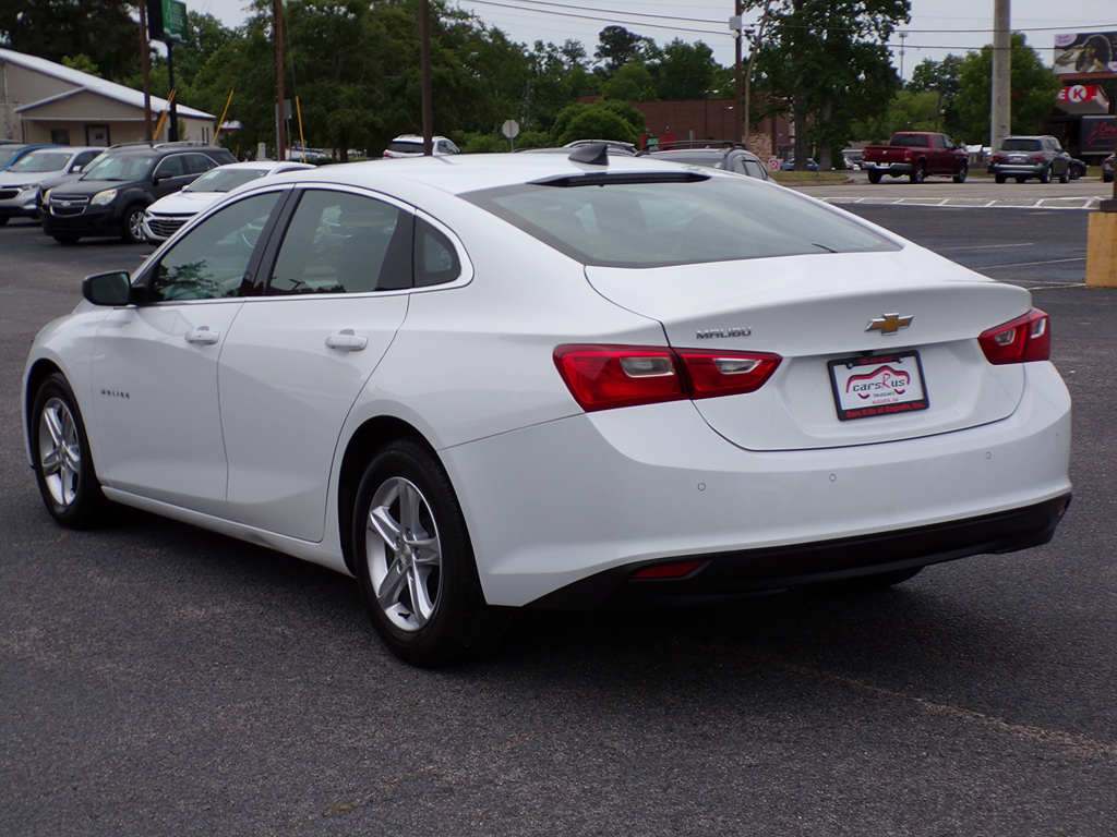 Additional photo of vehicle.