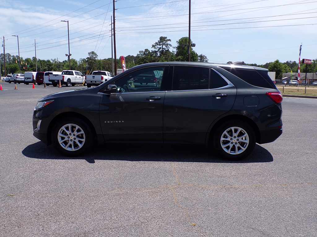 Additional photo of vehicle.