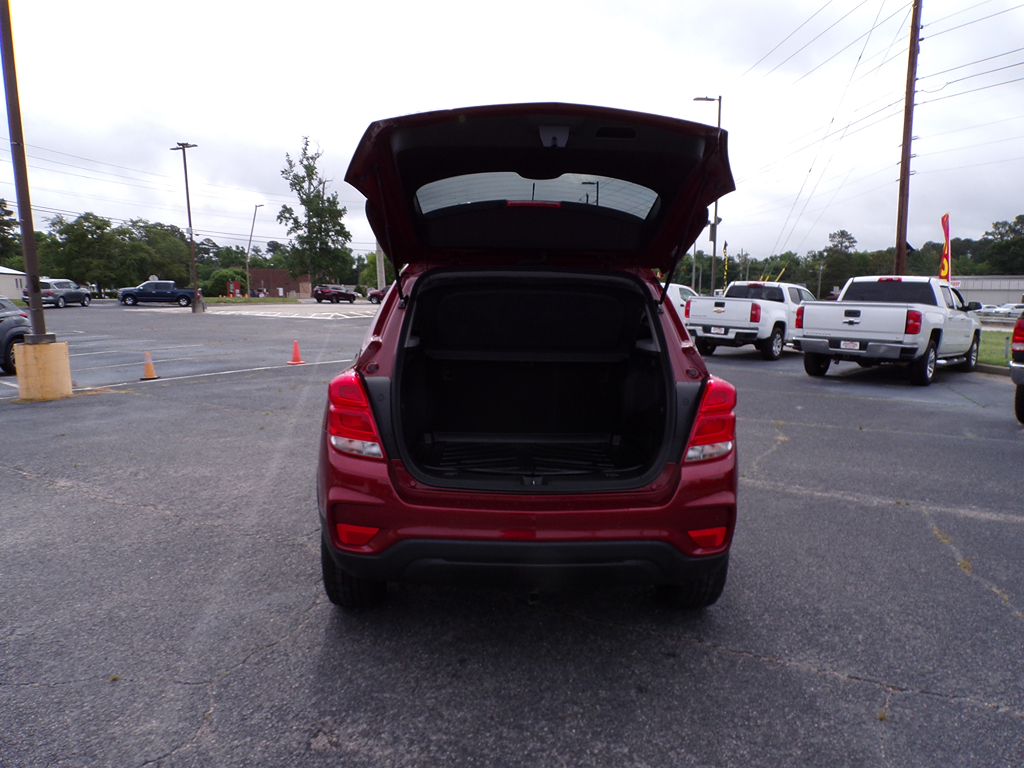 Additional photo of vehicle.