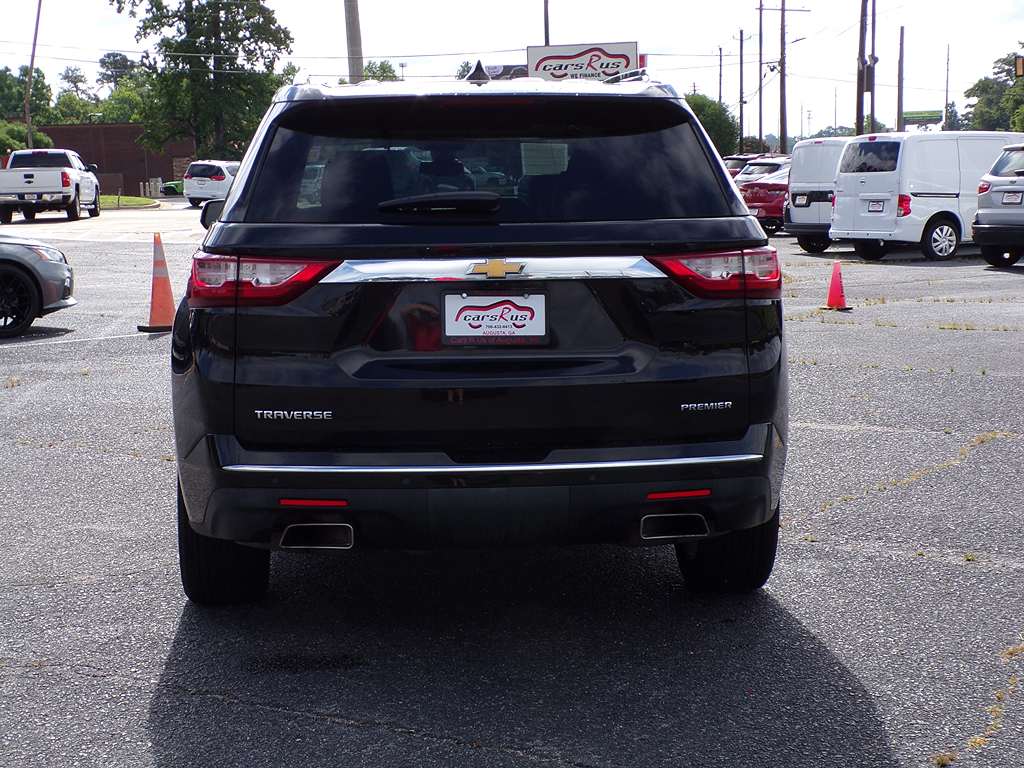 Additional photo of vehicle.