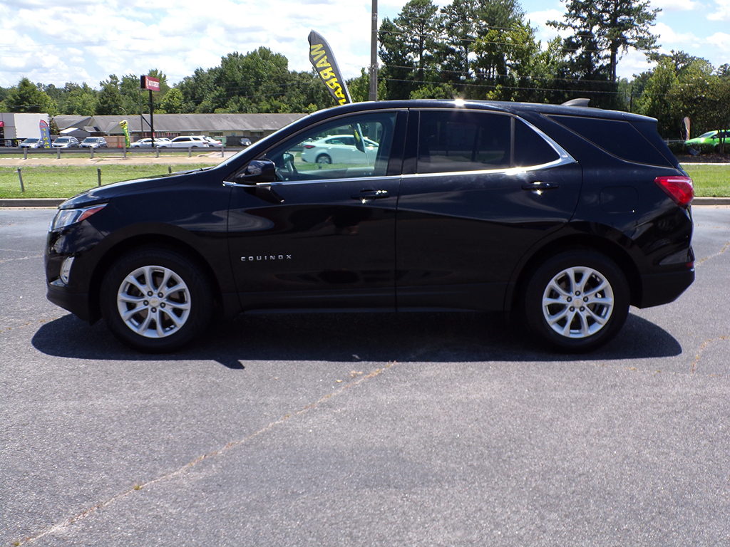 Additional photo of vehicle.