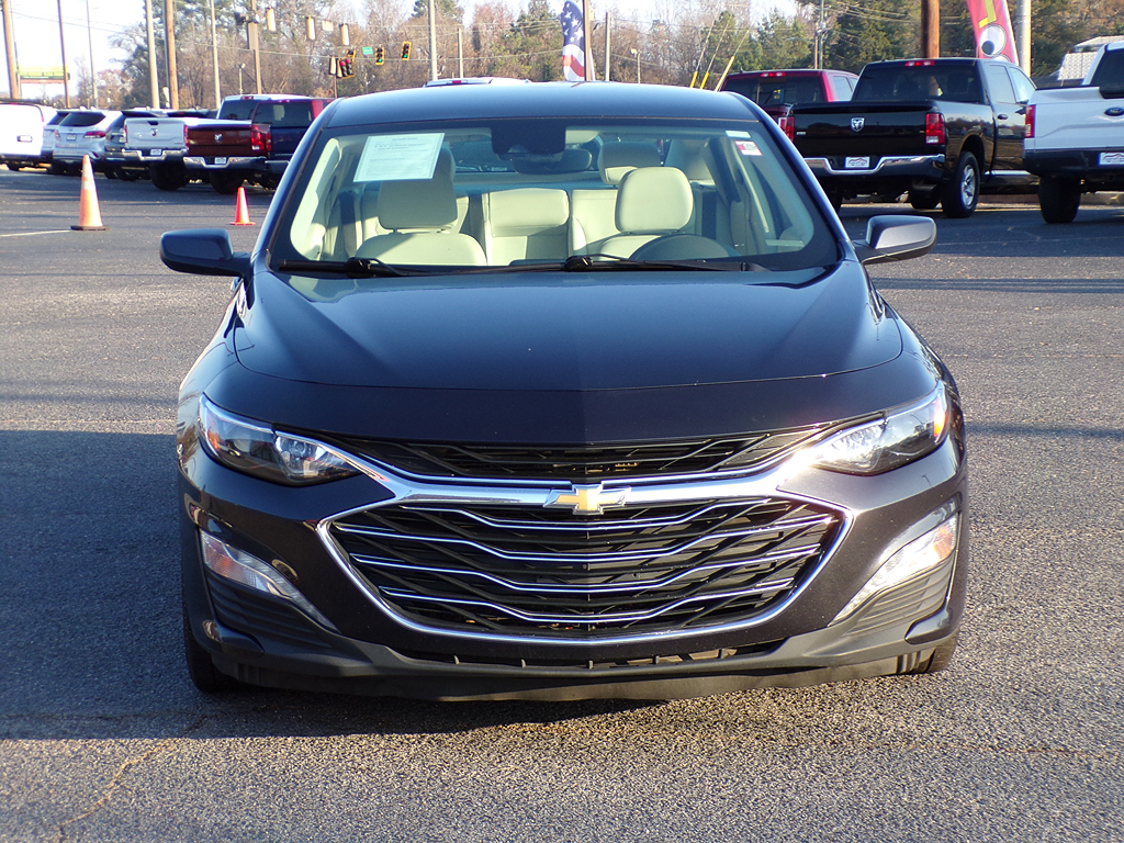 Additional photo of vehicle.