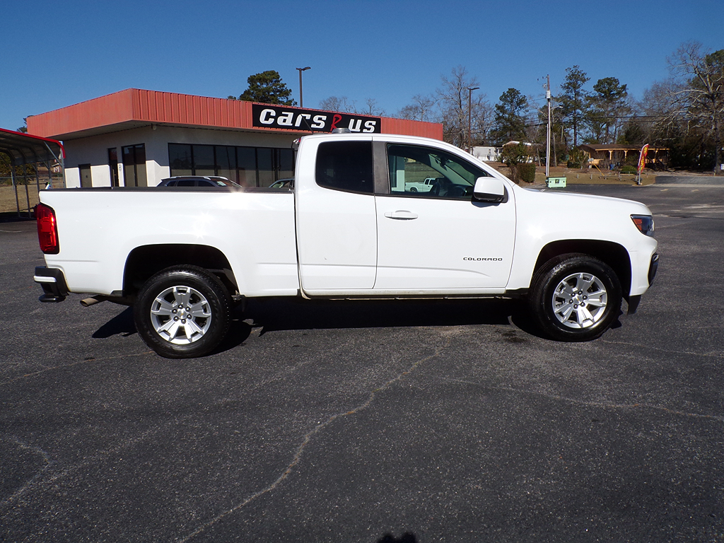 Additional photo of vehicle.