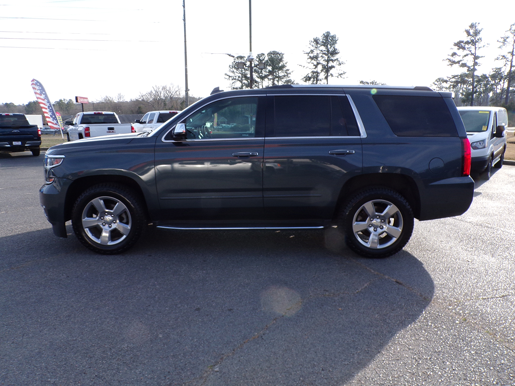 Additional photo of vehicle.