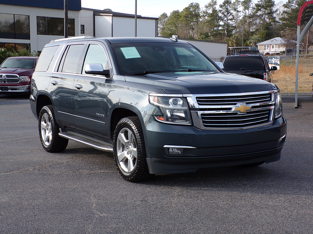 Additional photo of vehicle.