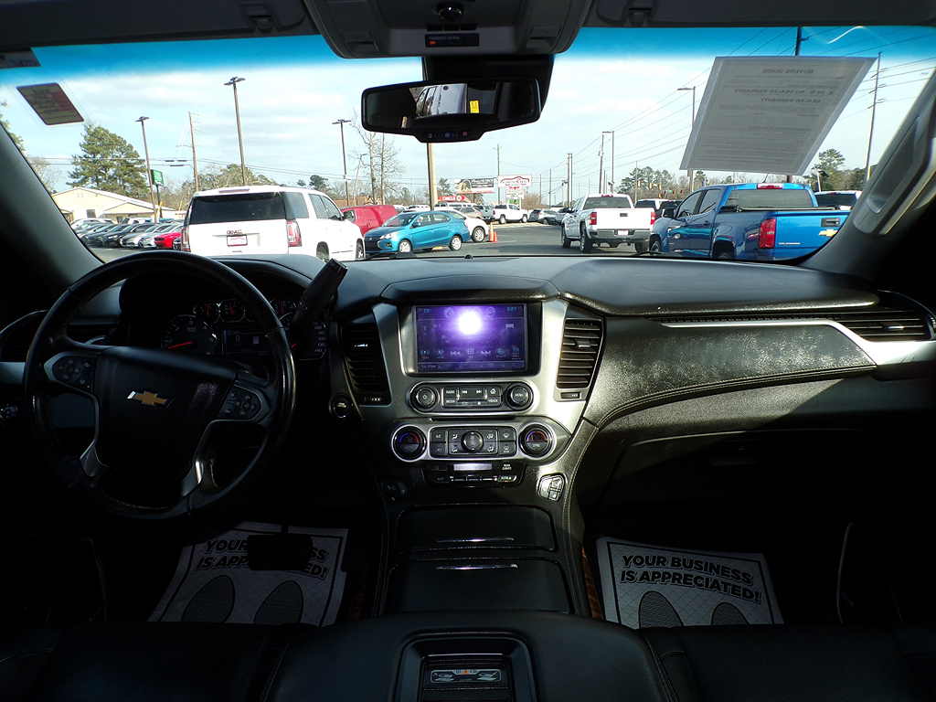 Additional photo of vehicle.