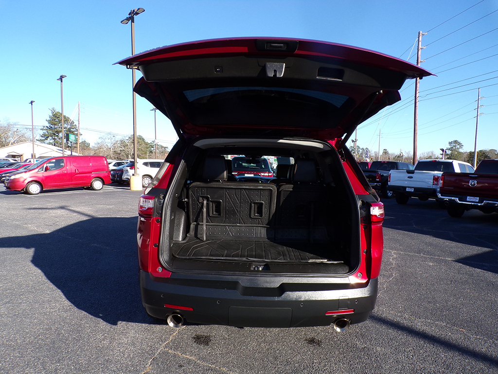 Additional photo of vehicle.