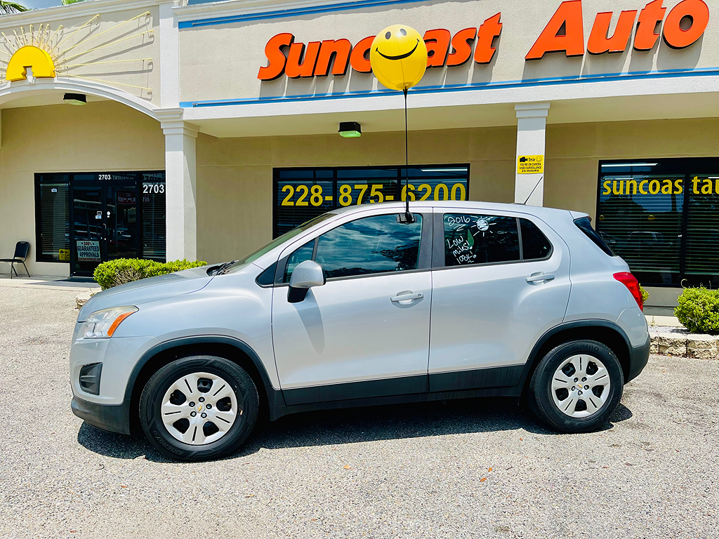 Additional photo of vehicle.