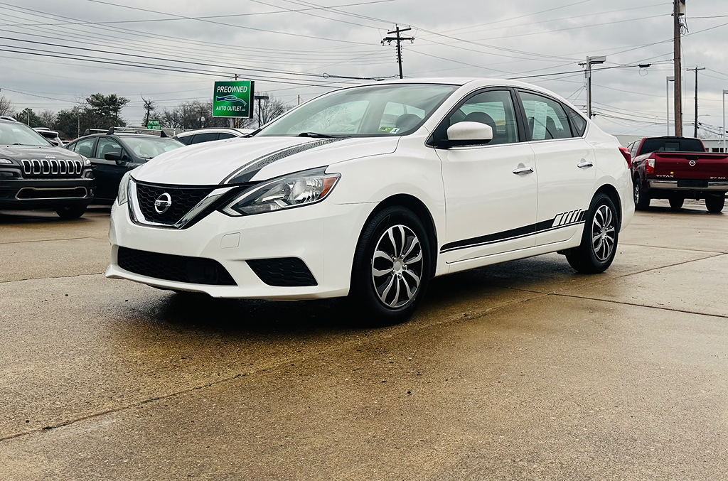 2019 Nissan Sentra SV's photo