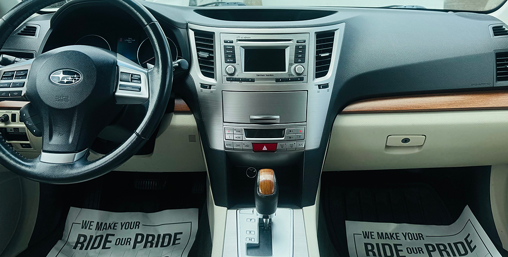 2014 Subaru Outback 2.5i Limited - Photo 7