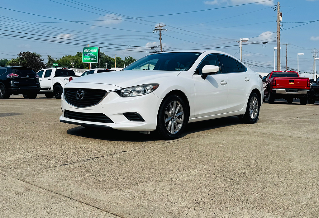2016 Mazda EZ-6 i Sport Auto's photo