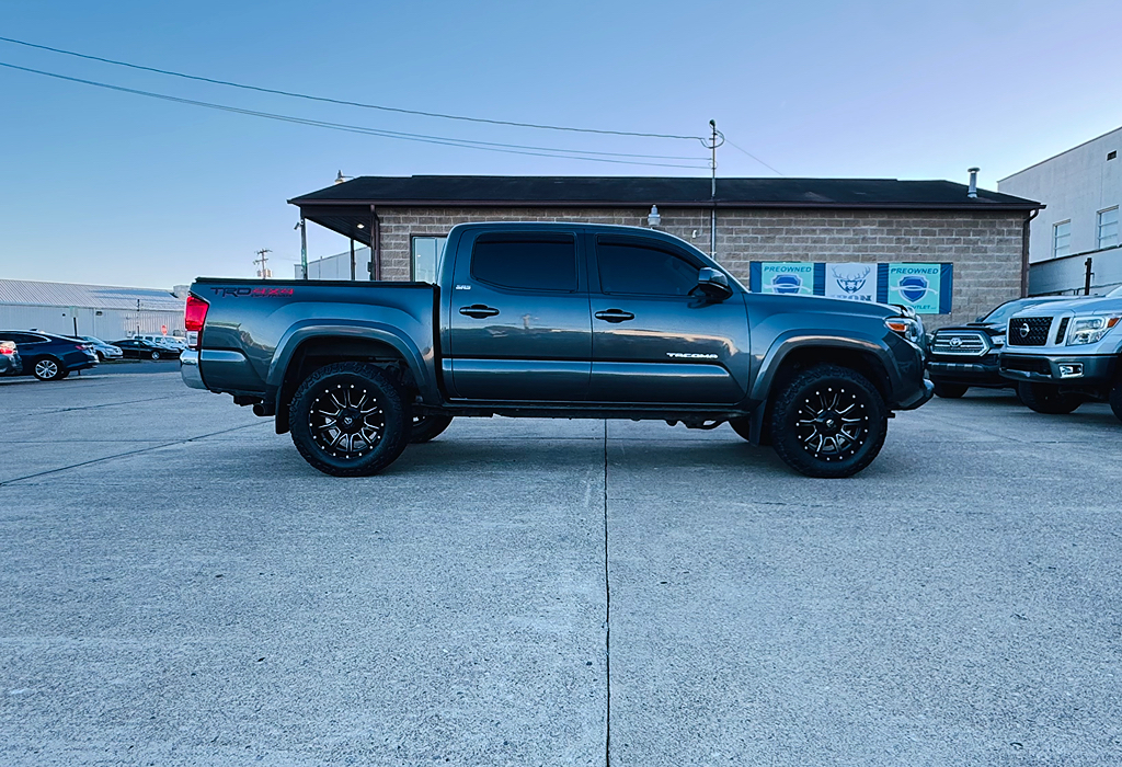 2017 Toyota Tacoma