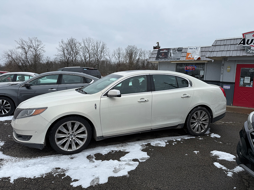 2013 Lincoln MKS