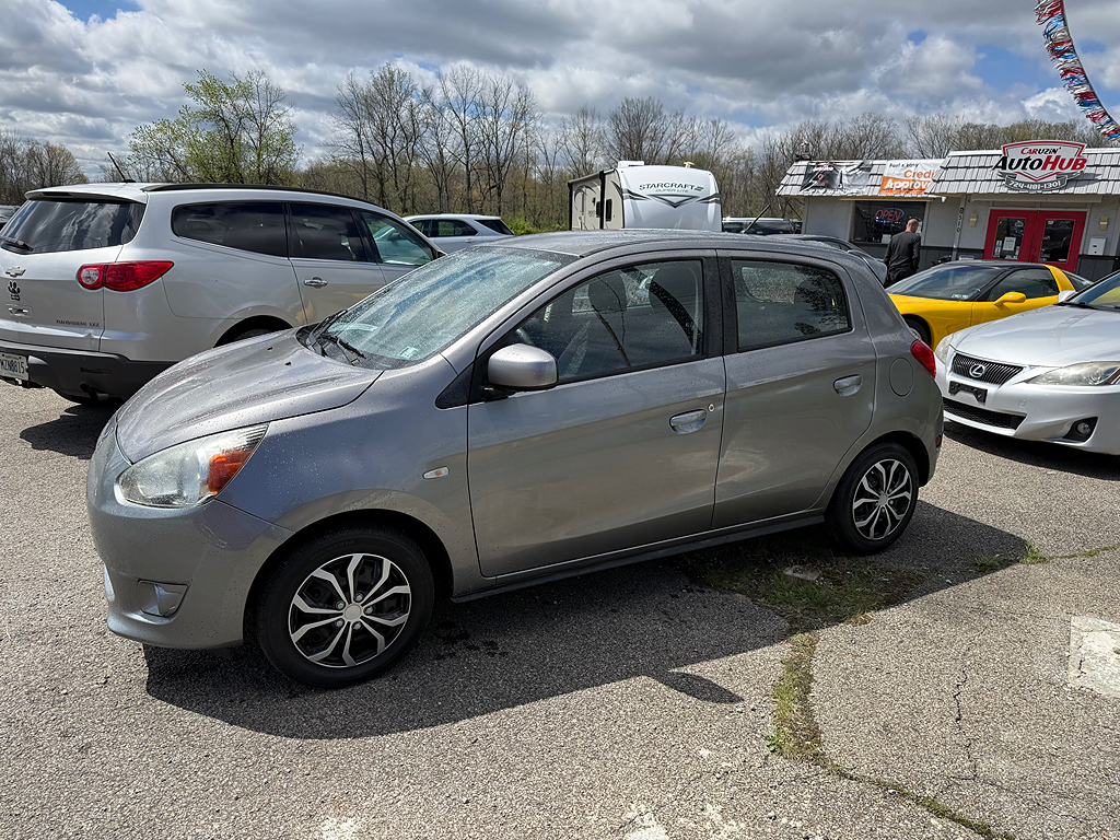 2015 Mitsubishi Mirage DE's photo