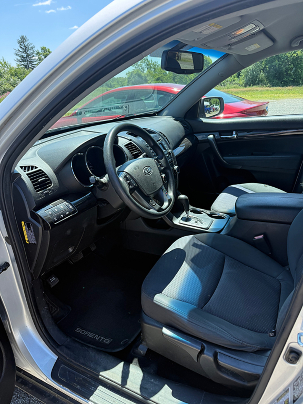 2012 Kia Sorento LX - Photo 8