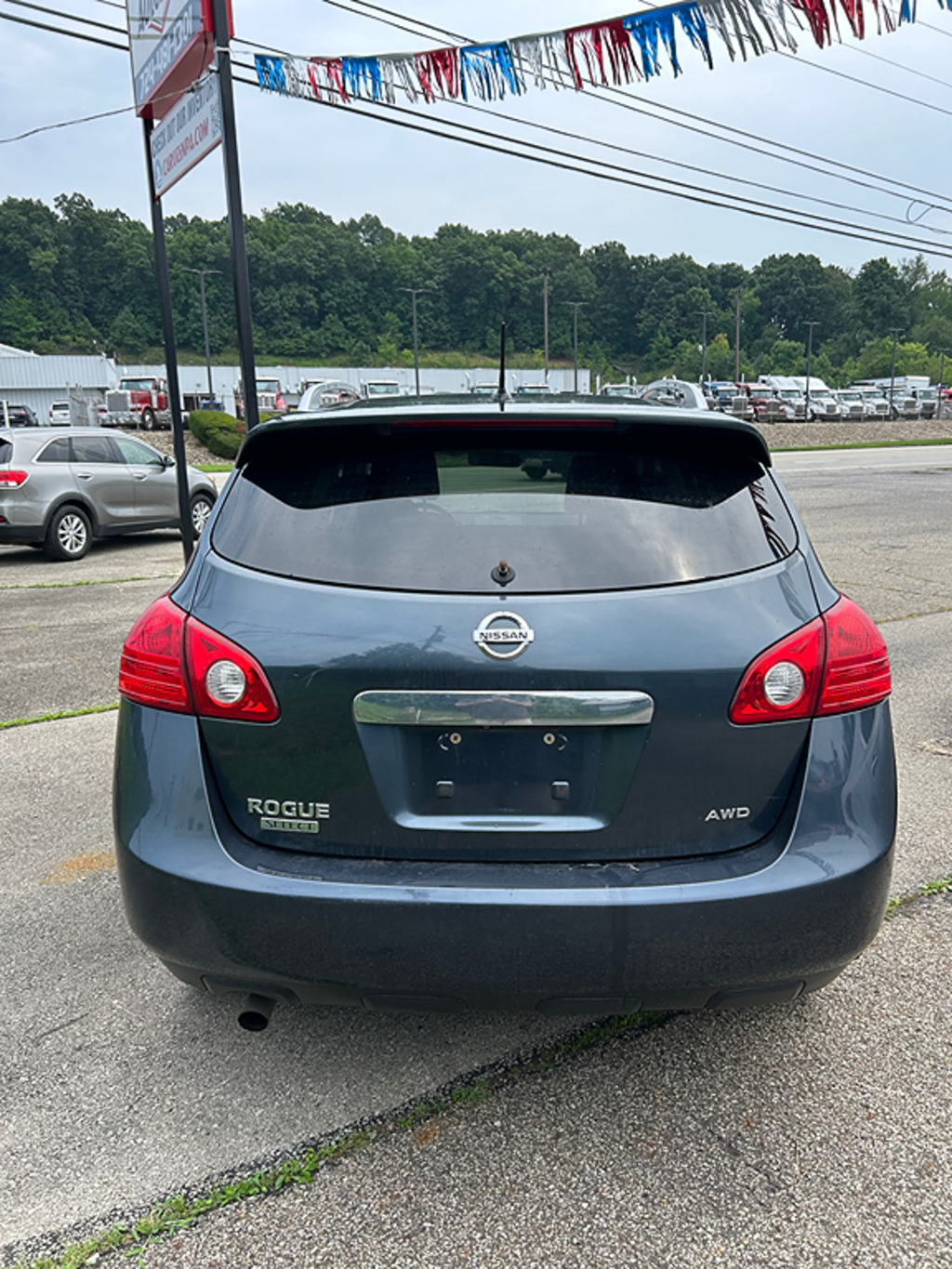 2015 Nissan Rogue Select S - Photo 2
