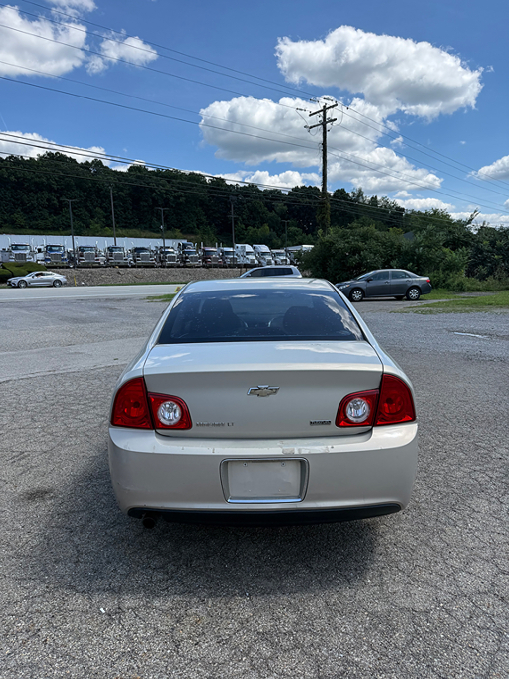 2010 Chevrolet Malibu Fleet - Photo 2