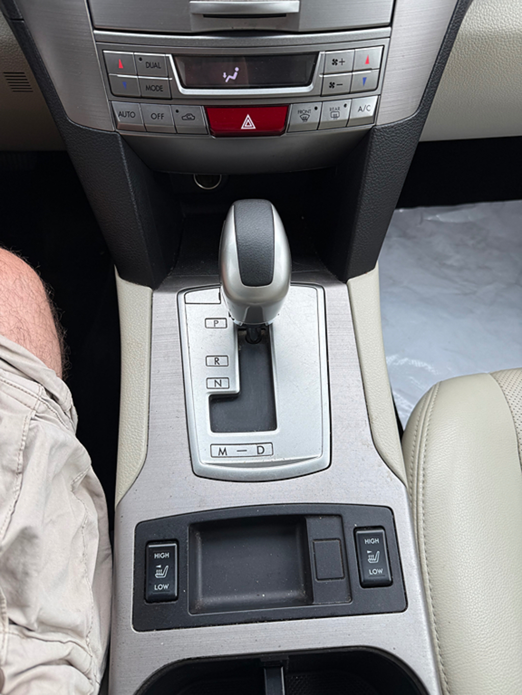 2011 Subaru Outback I Limited - Photo 12