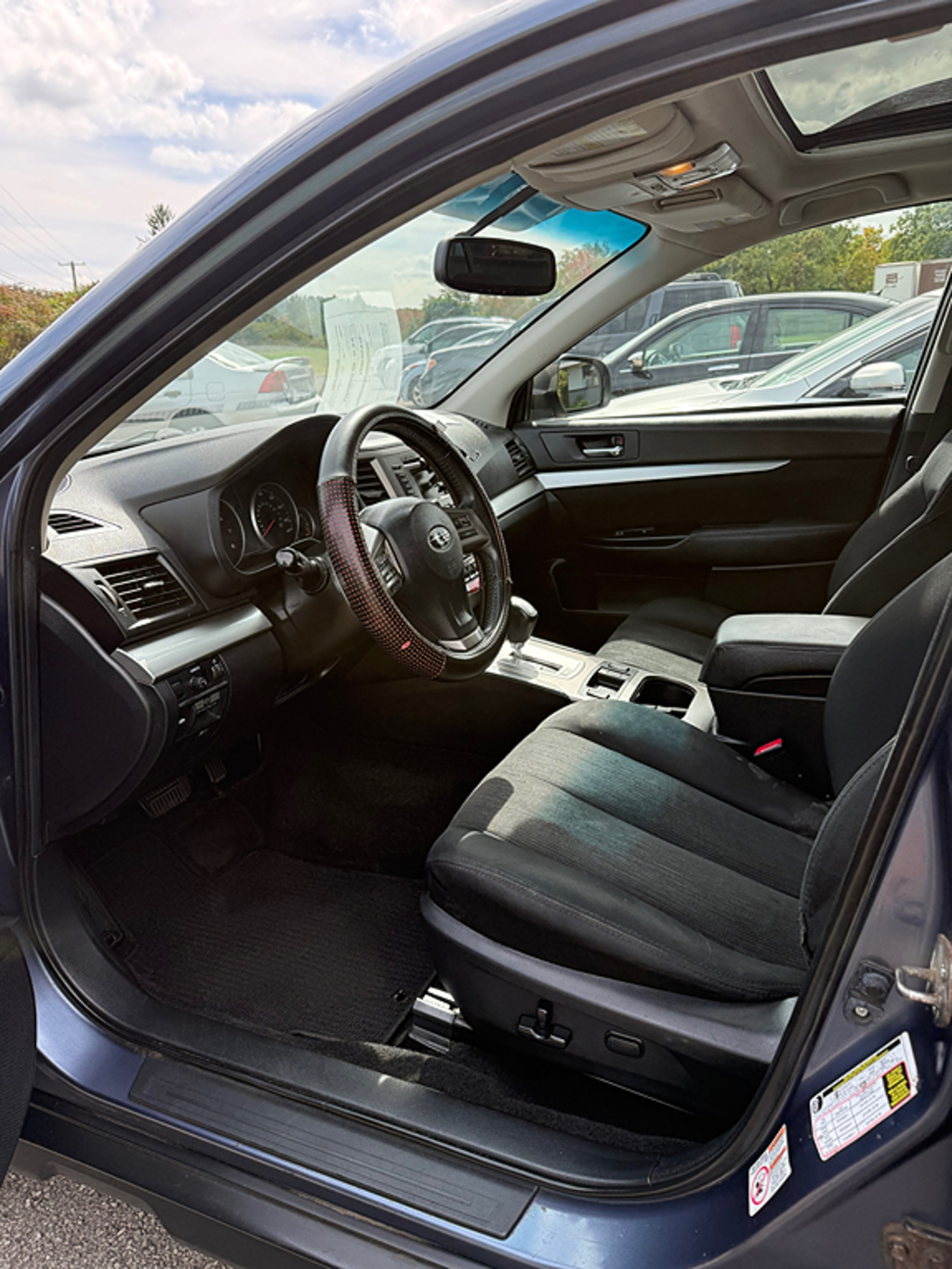 2014 Subaru Outback 2.5i Premium - Photo 8