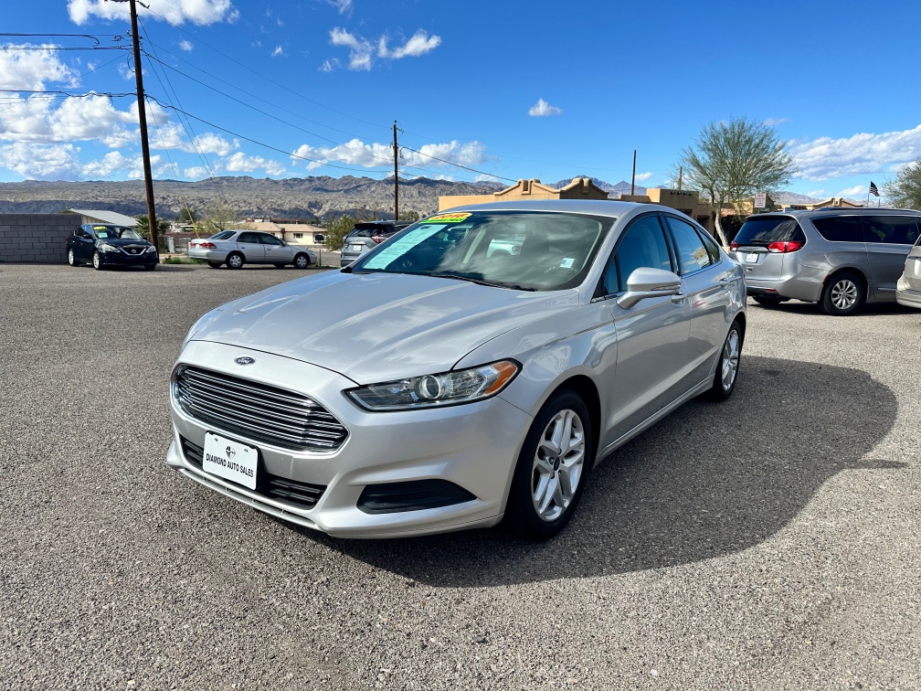 2016 Ford Fusion SE - Photo 5