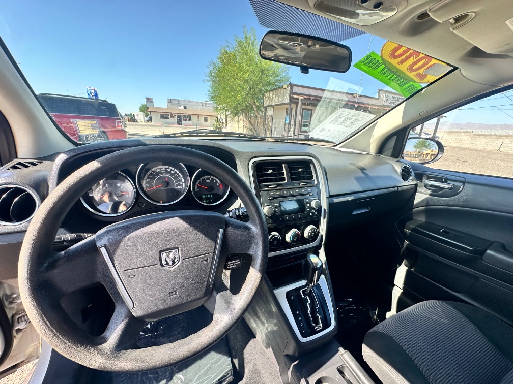 2010 Dodge Caliber SXT - Photo 8