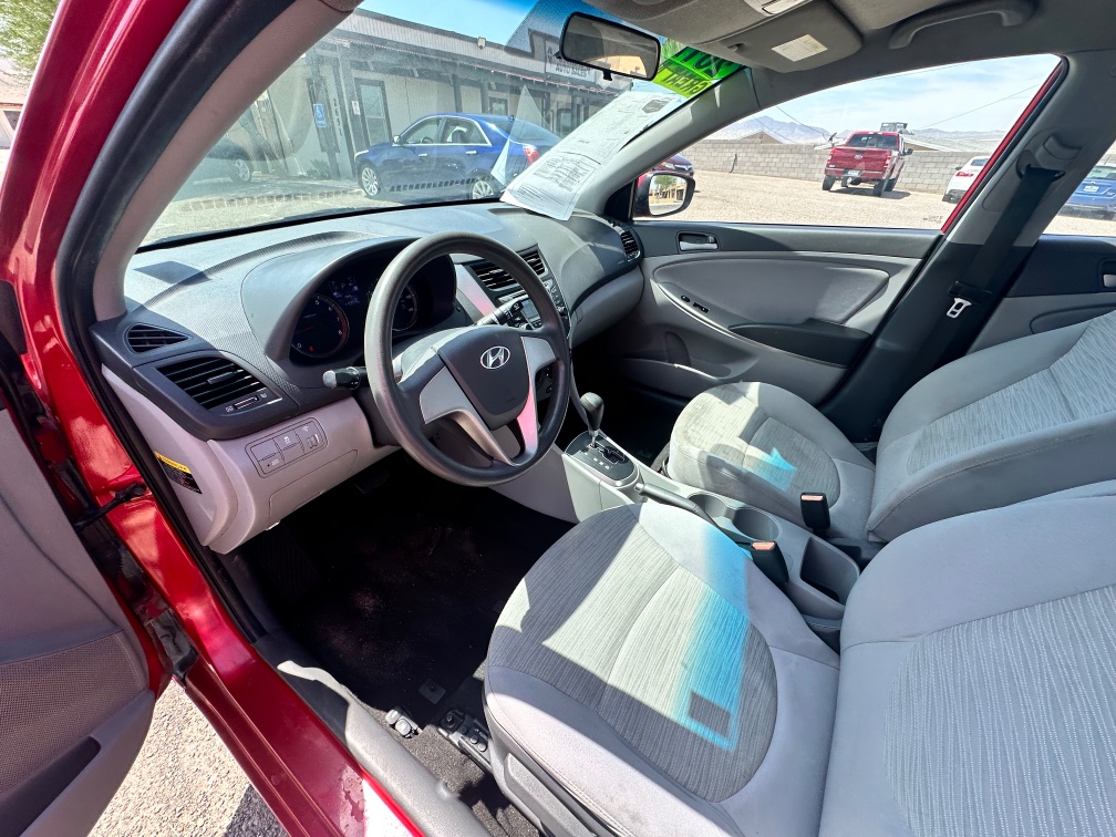 Additional photo of vehicle.