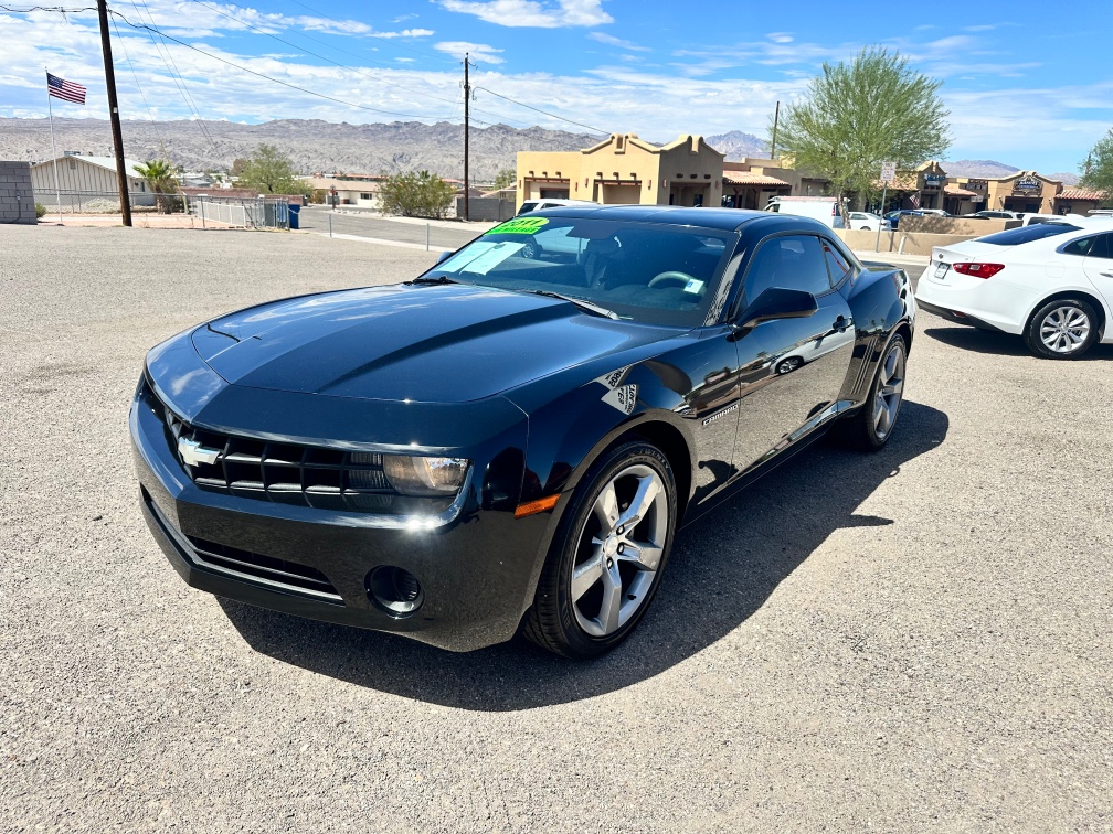Additional photo of vehicle.