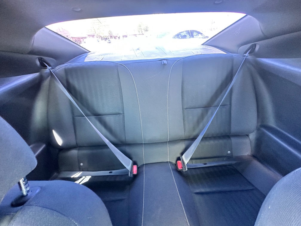 Additional photo of vehicle.