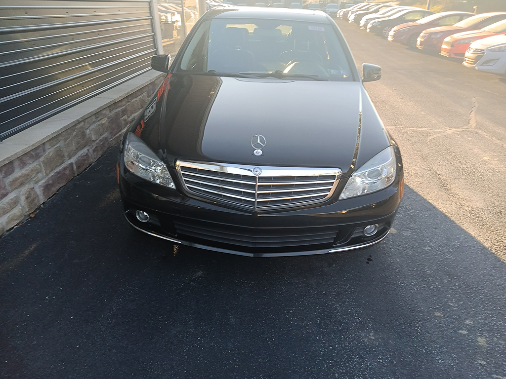 2010 Mercedes-Benz C-Class's photo