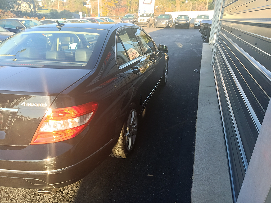 2010 Mercedes-Benz C-Class C300 Sport - Photo 9