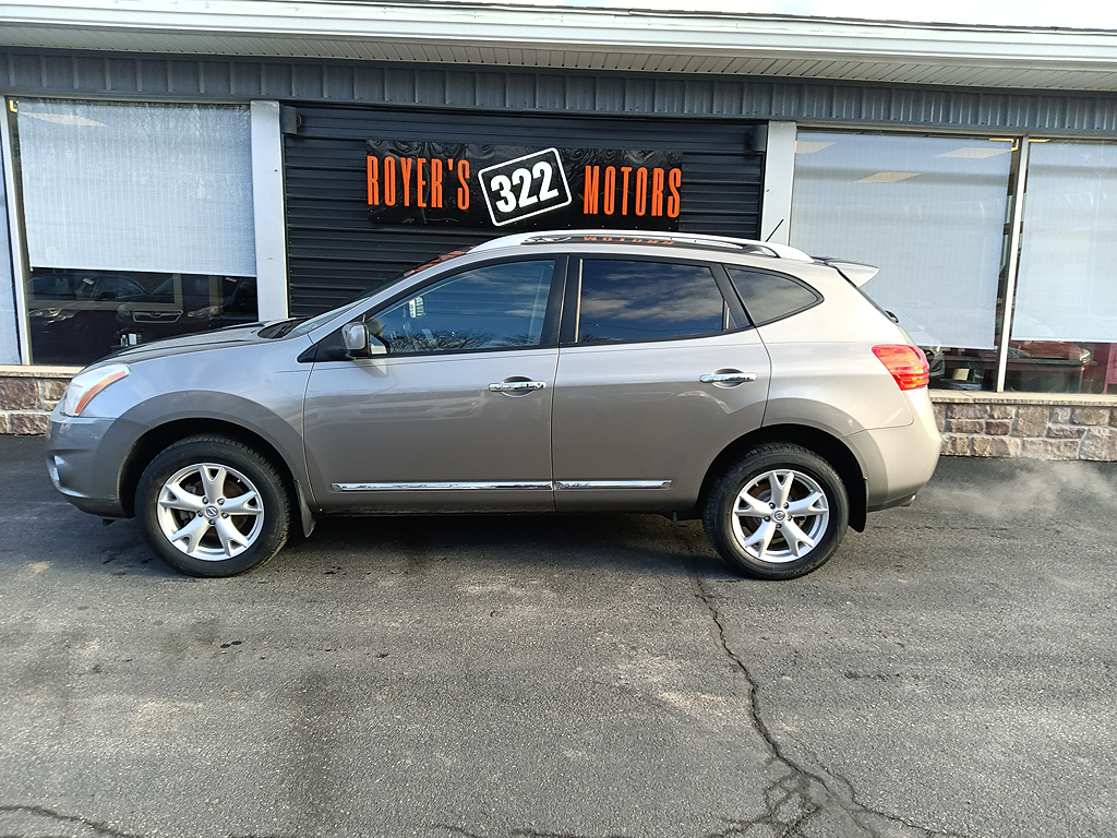 2011 Nissan Rogue's photo