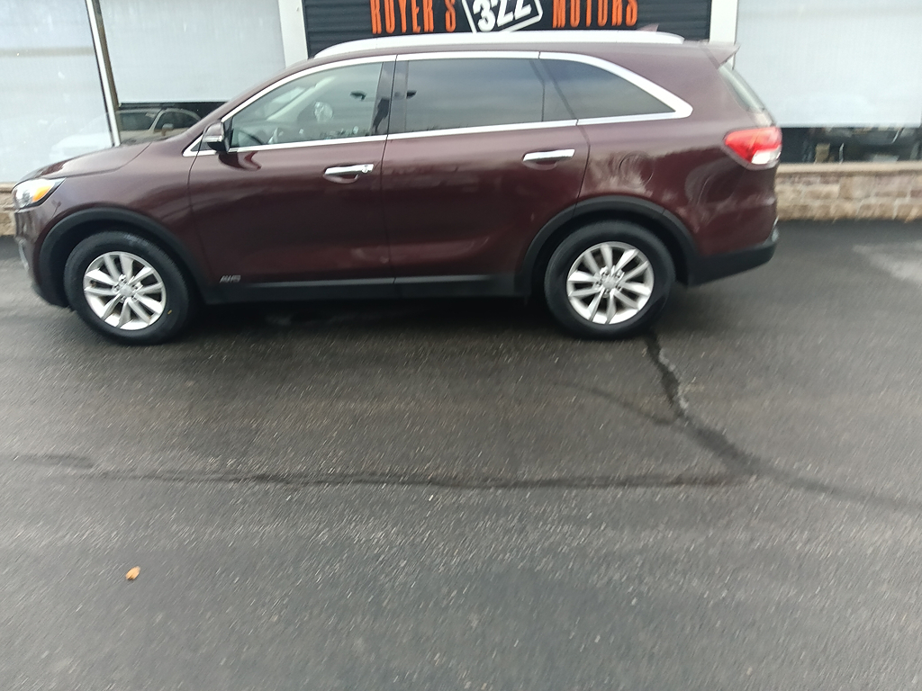 2018 Kia Sorento LX's photo