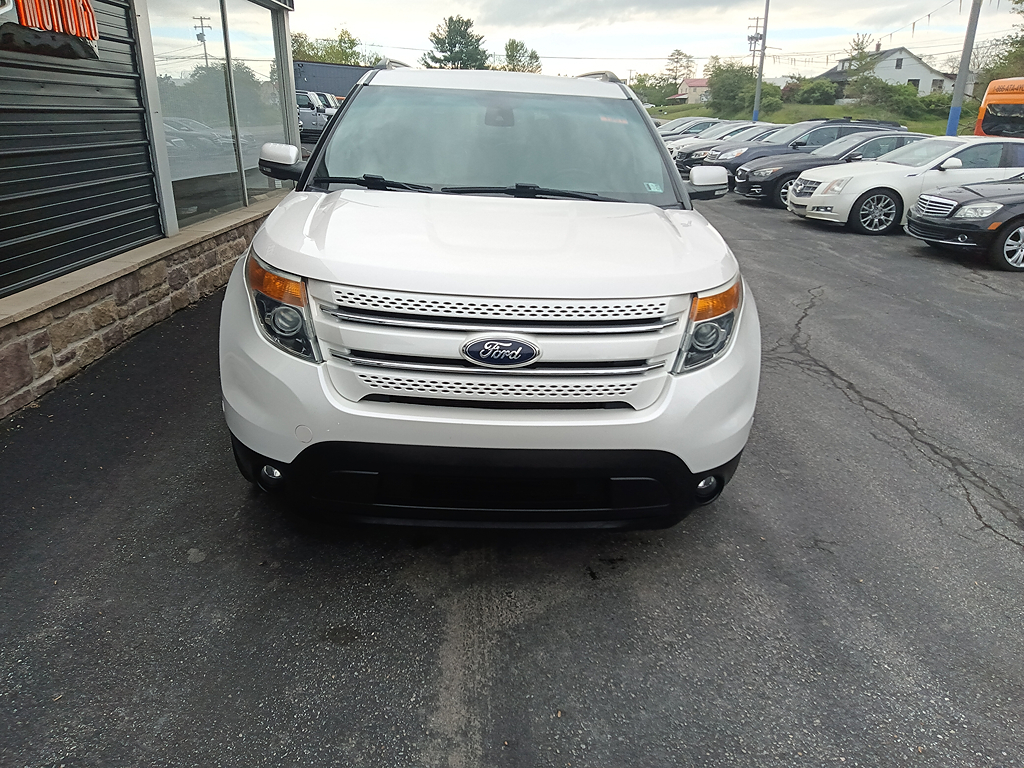 2015 Ford Explorer Limited 4x4's photo