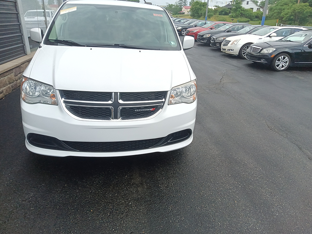2015 Dodge Grand Caravan SXT's photo